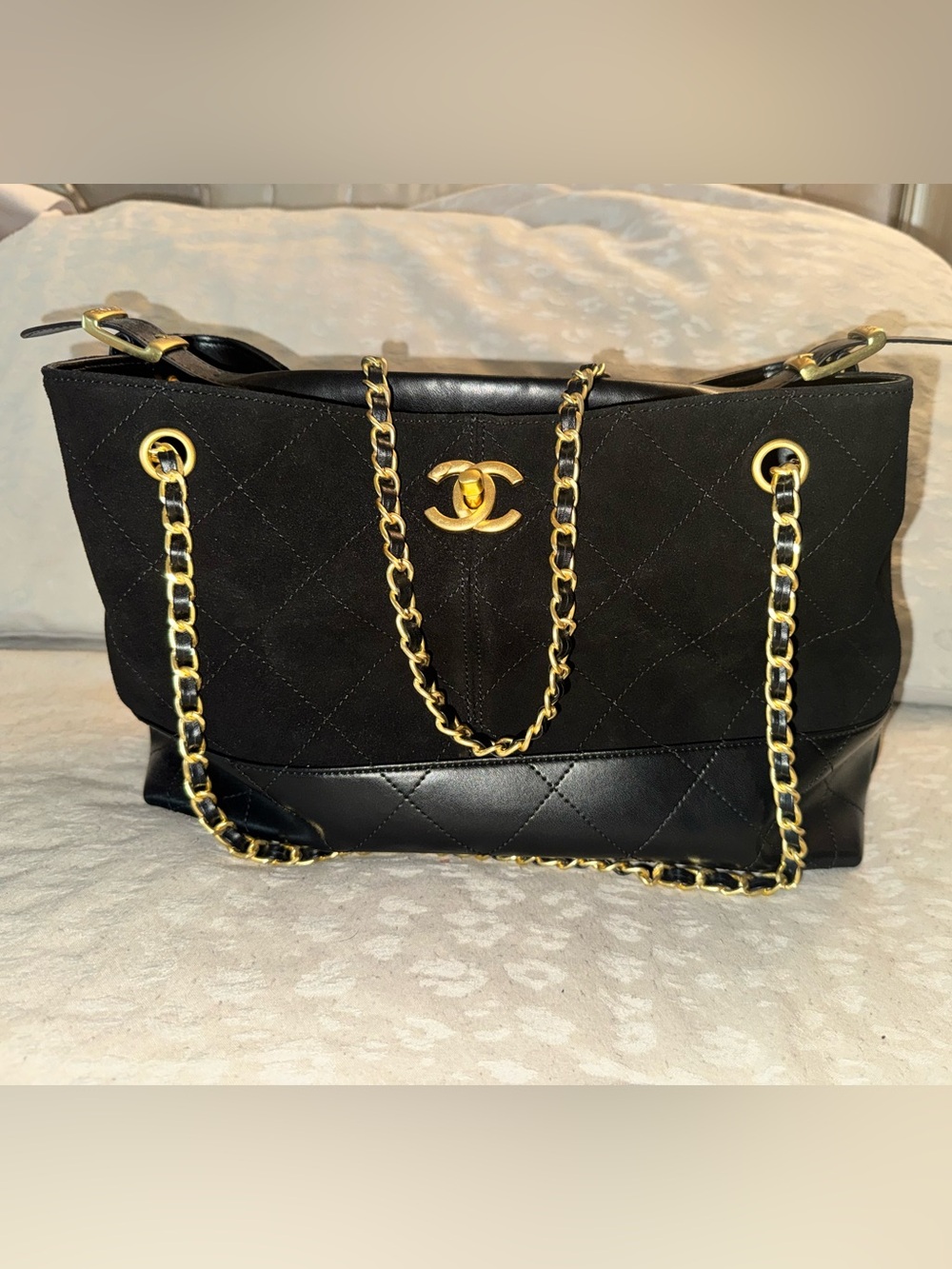 CHANEL (In$pired) Black Quilted Leather Shoulder Bag with Gold Hardware